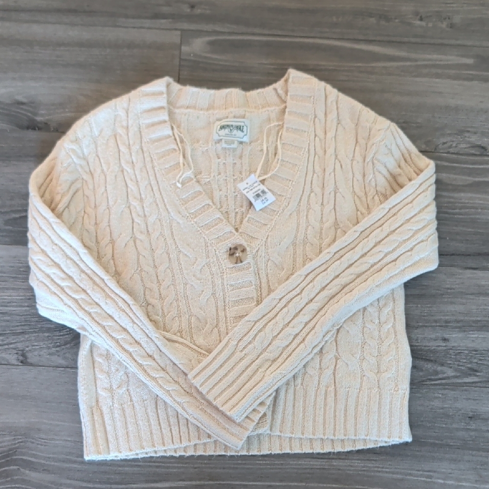 American Eagle a Cream Cable Knit Cardigan